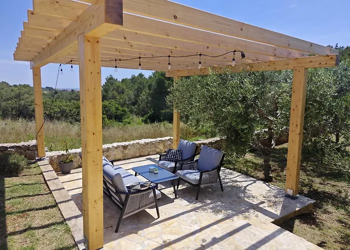 Vakantiehuis Happy Garden House Kožino