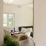 Happy Garden House 別荘 Kožino