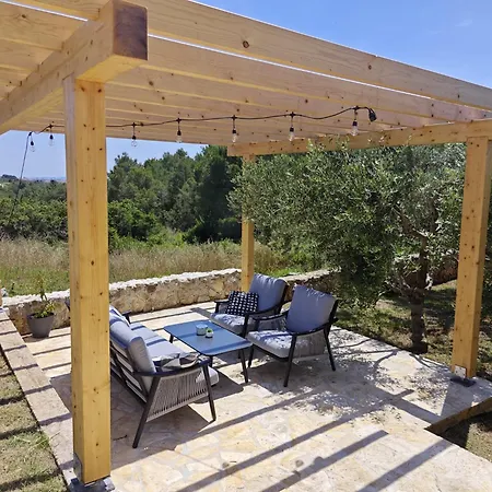 Dom wakacyjny Happy Garden House Kožino